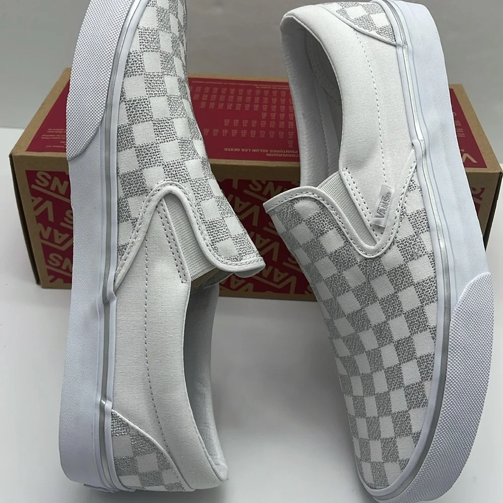 Vans Men’s Checkered Classic Slip-On Sneakers Metallic True White VN000CT5W00